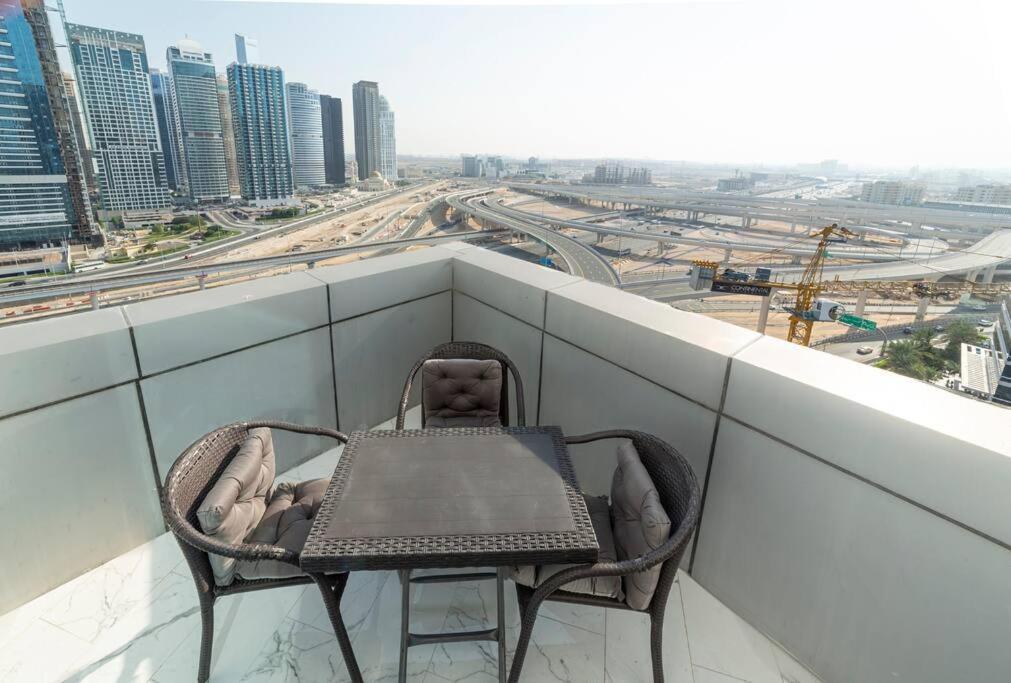 Luxury 2 Bedroom Apartment In Dubai Marina & Jbr Beach Luaran gambar