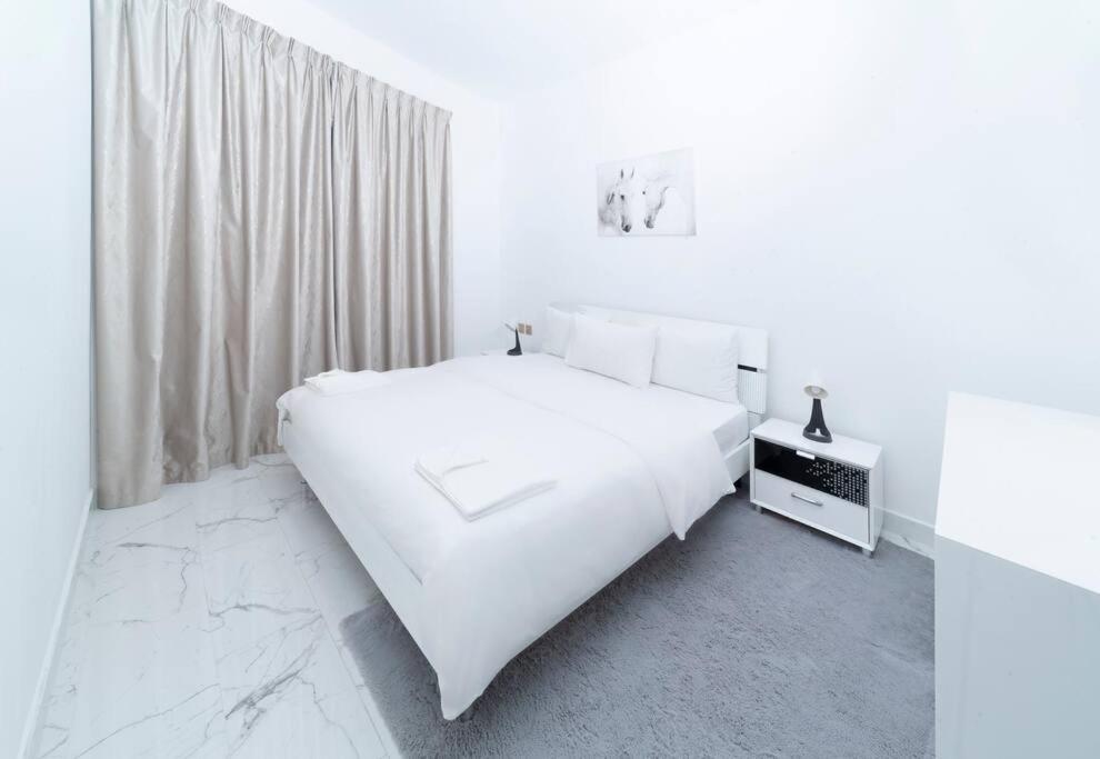 Luxury 2 Bedroom Apartment In Dubai Marina & Jbr Beach Luaran gambar